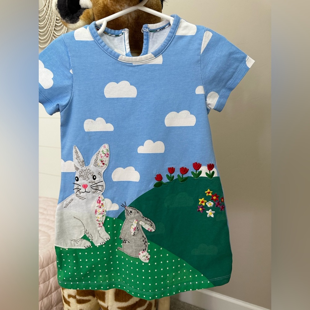 Girls appliqué dress